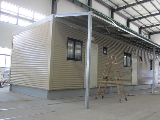 হালকা ইস্পাত সম্পূর্ণরূপে সজ্জিত সমাপ্ত বাঙ্ক প্রিফেব্রিকেটেড হাউস/হলুদ সমসাময়িক মডুলার বাড়িগুলি