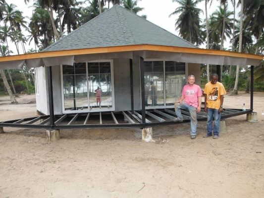 হালকা ইস্পাত ছাদ ট্রাস প্রিফ্যাব বেঞ্চ হোটেল / আইল্যান্ড রিসোর্ট বিচ ওভারওয়াটার বাংলো